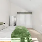 Clovelly Gables Classic Seaside Abode Near Bronte