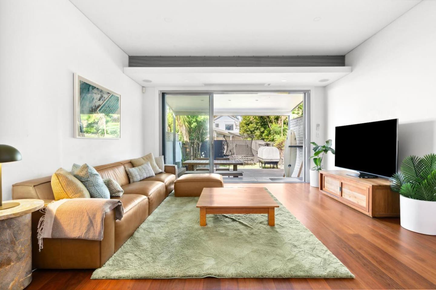 Clovelly Gables Classic Seaside Abode Near Bronte